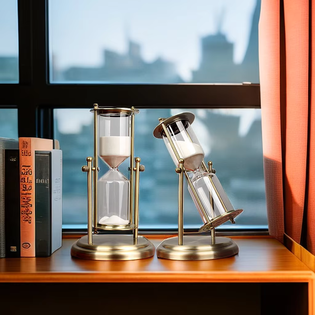 Regalia Hourglass